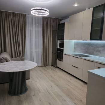 Сдается 1-комнатная квартира, 45 м²