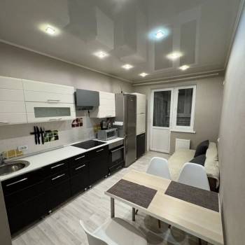 Сдается 1-комнатная квартира, 45 м²