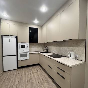 Сдается 1-комнатная квартира, 43,4 м²