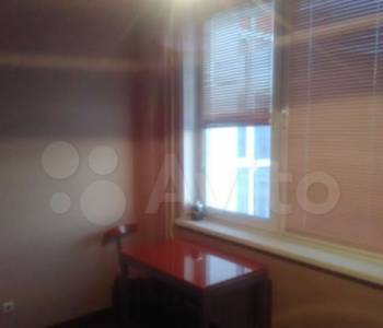 Продается 1-комнатная квартира, 42 м²