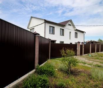 Продается Дом, 320 м²