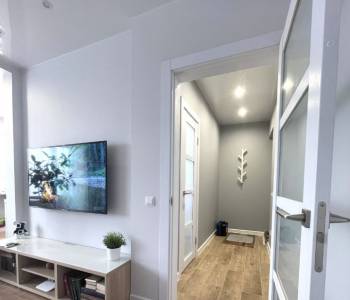 Продается 1-комнатная квартира, 35 м²