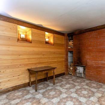 Продается Дом, 220 м²