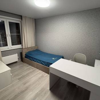 Продается Многокомнатная квартира, 71,2 м²