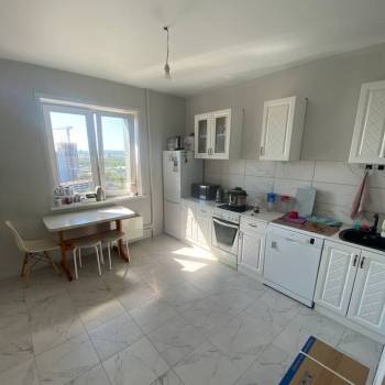 Продается 1-комнатная квартира, 39,5 м²