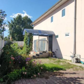 Продается Дом, 180 м²