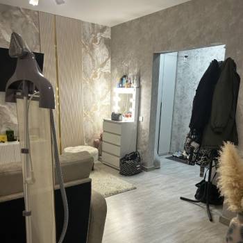 Продается 1-комнатная квартира, 30 м²