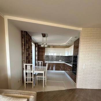 Продается 3-х комнатная квартира, 82 м²