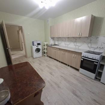 Сдается 2-х комнатная квартира, 60 м²