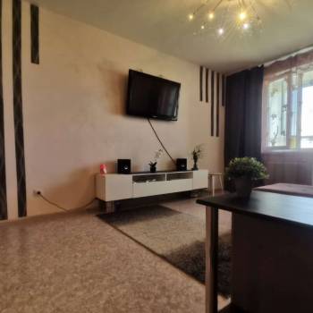Продается 1-комнатная квартира, 32 м²