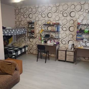 Продается Многокомнатная квартира, 132,4 м²