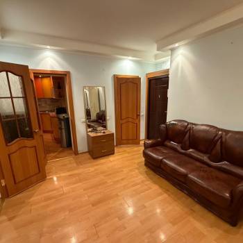 Продается 2-х комнатная квартира, 76,6 м²