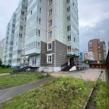 Продается 1-комнатная квартира, 42 м²