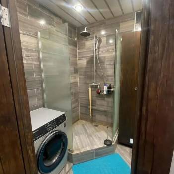 Продается 1-комнатная квартира, 42 м²