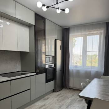 Продается 2-х комнатная квартира, 60 м²