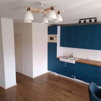 Продается Многокомнатная квартира, 70,5 м²