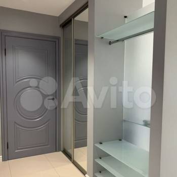 Продается Многокомнатная квартира, 77,6 м²