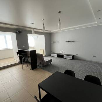 Сдается Многокомнатная квартира, 95 м²