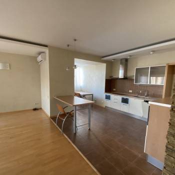 Продается Многокомнатная квартира, 168,5 м²
