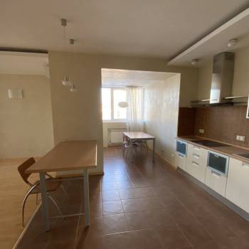 Продается Многокомнатная квартира, 168,5 м²