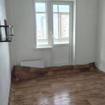 Продается Многокомнатная квартира, 77,8 м²