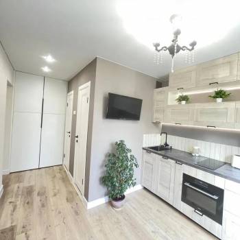 Продается 1-комнатная квартира, 40 м²