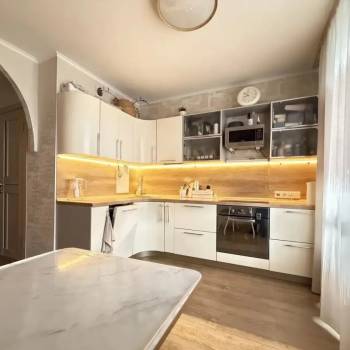 Продается 1-комнатная квартира, 40,1 м²