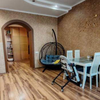 Продается Многокомнатная квартира, 150,7 м²