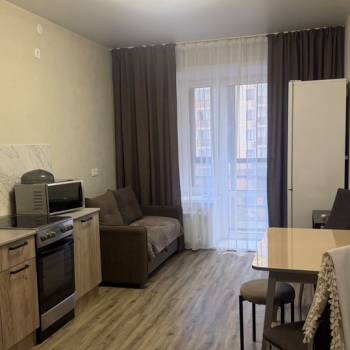 Сдается 1-комнатная квартира, 42 м²
