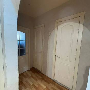 Продается 1-комнатная квартира, 37 м²