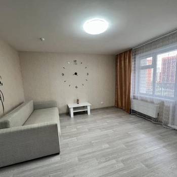 Сдается 1-комнатная квартира, 50 м²