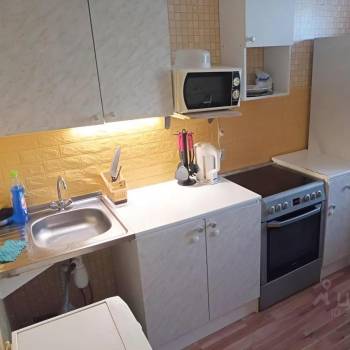 Сдается 1-комнатная квартира, 38 м²