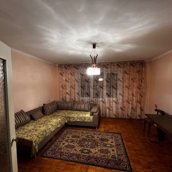 Продается Многокомнатная квартира, 77,9 м²