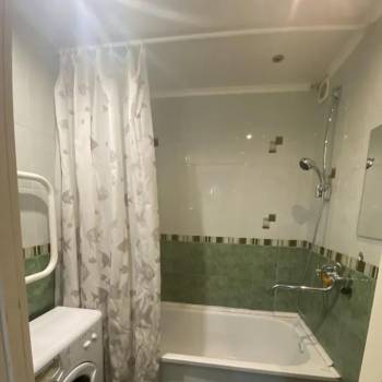 Сдается 1-комнатная квартира, 35 м²