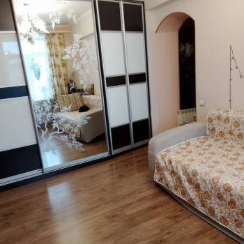 Продается 2-х комнатная квартира, 49 м²