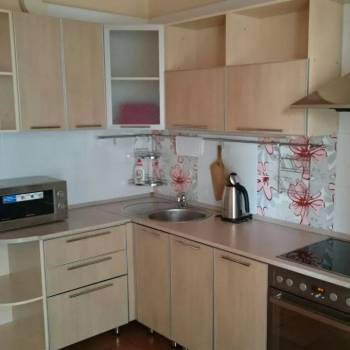 Сдается 1-комнатная квартира, 44 м²