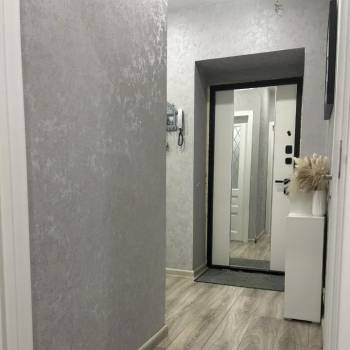 Продается 1-комнатная квартира, 33 м²