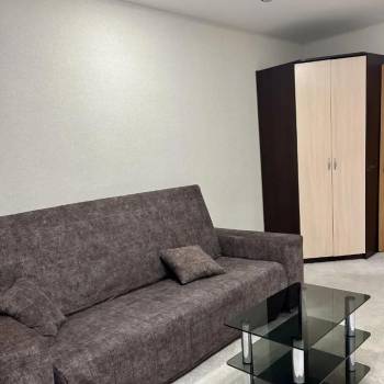 Сдается 1-комнатная квартира, 35,2 м²