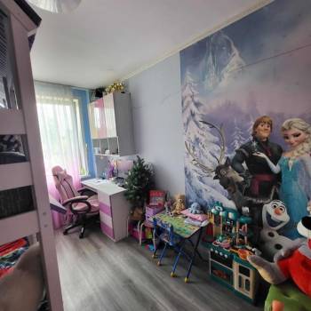 Продается Многокомнатная квартира, 69,3 м²