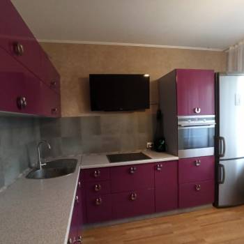 Сдается 1-комнатная квартира, 54 м²