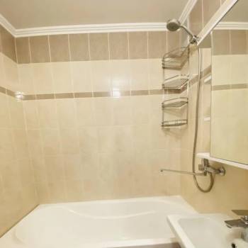 Сдается Многокомнатная квартира, 80 м²