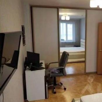 Сдается 1-комнатная квартира, 38 м²