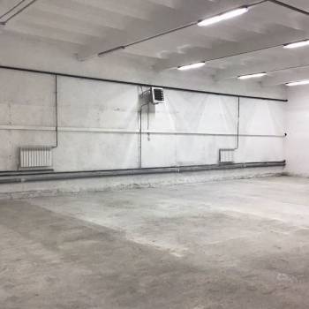 Сдается Нежилое помещение, 200 м²
