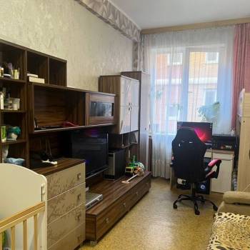 Продается 1-комнатная квартира, 32 м²