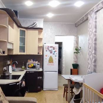 Продается 1-комнатная квартира, 32 м²