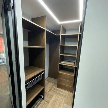 Продается 1-комнатная квартира, 30 м²