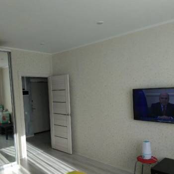 Продается 1-комнатная квартира, 36 м²