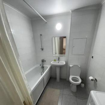 Сдается 2-х комнатная квартира, 64 м²