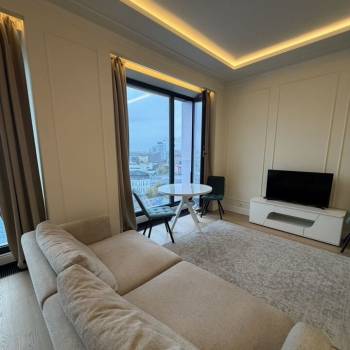 Сдается 1-комнатная квартира, 42 м²