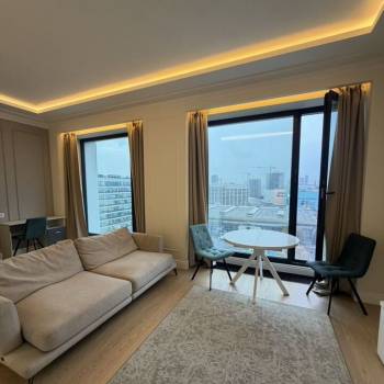 Сдается 1-комнатная квартира, 42 м²